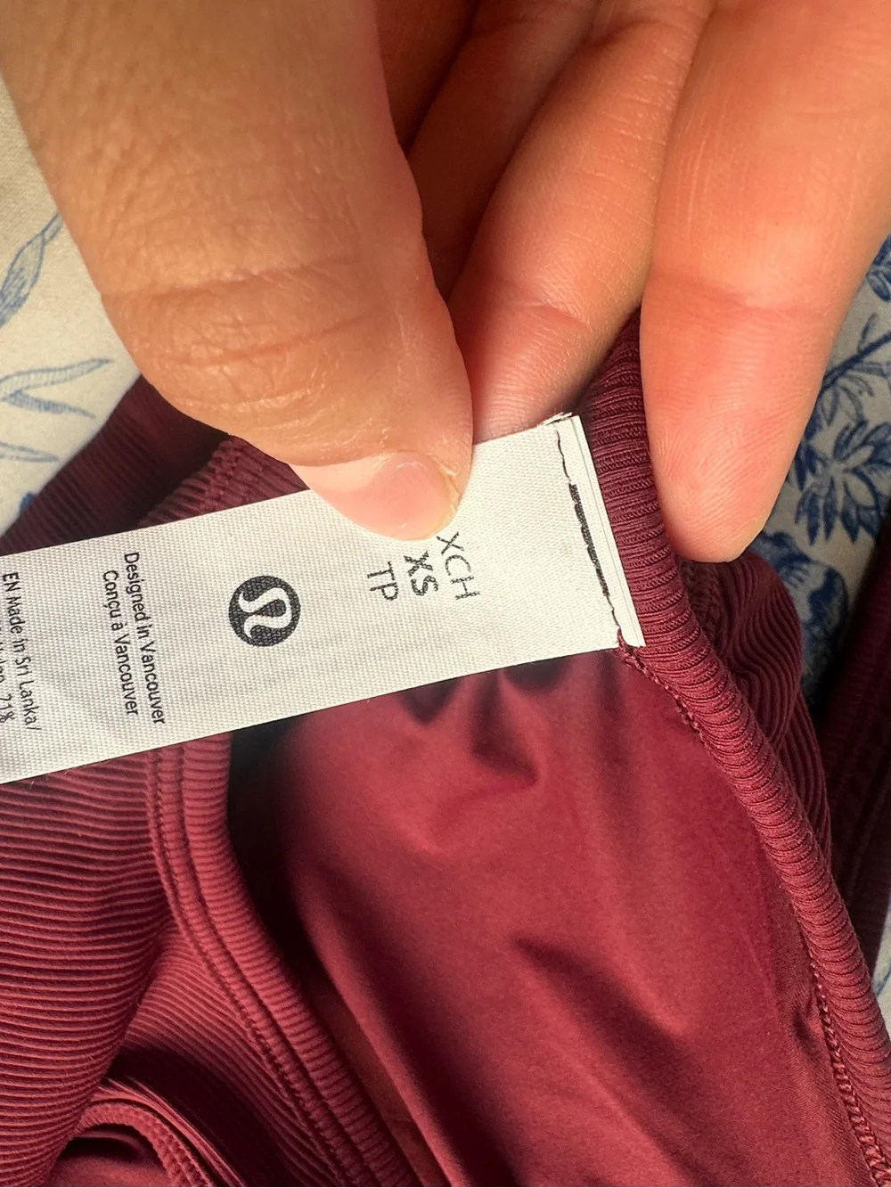 Lululemon Nulu Maroon Ribbed Heart Bra sz XS